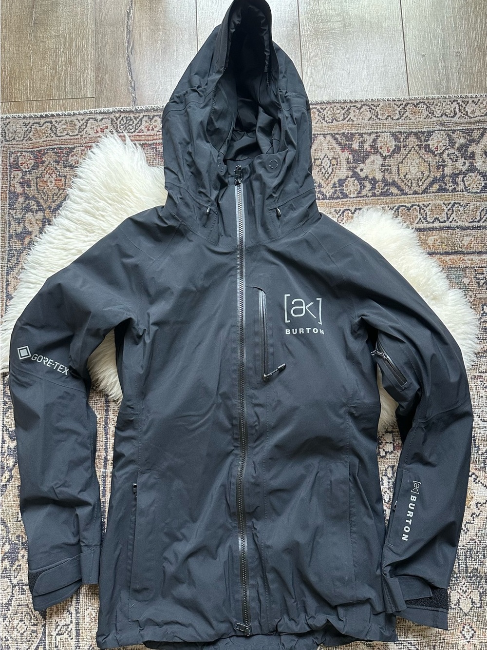 Burton [ak] Women's Black GORE-TEX Hooded Jacket XS